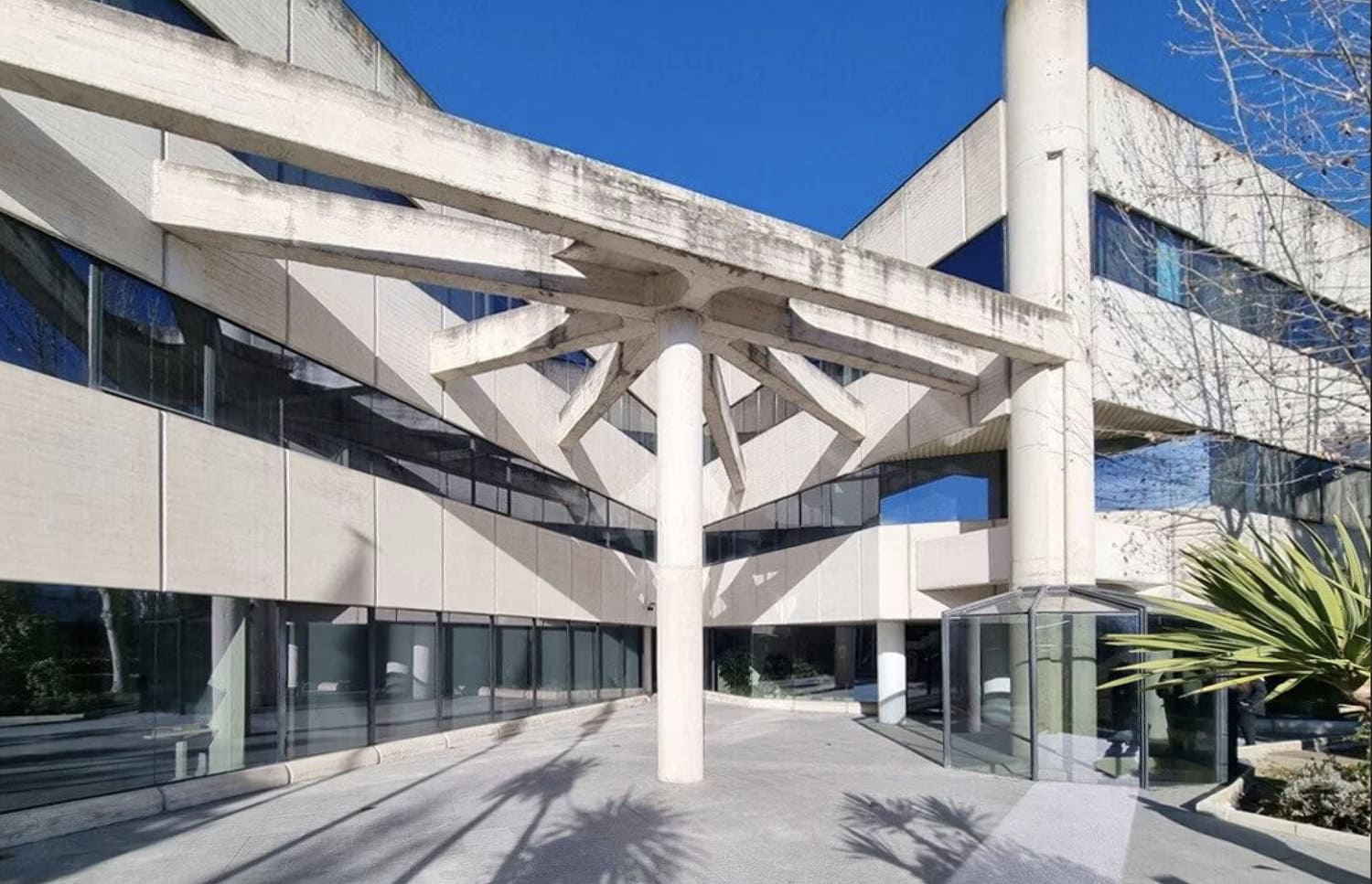 Vista de la fachada del edificio