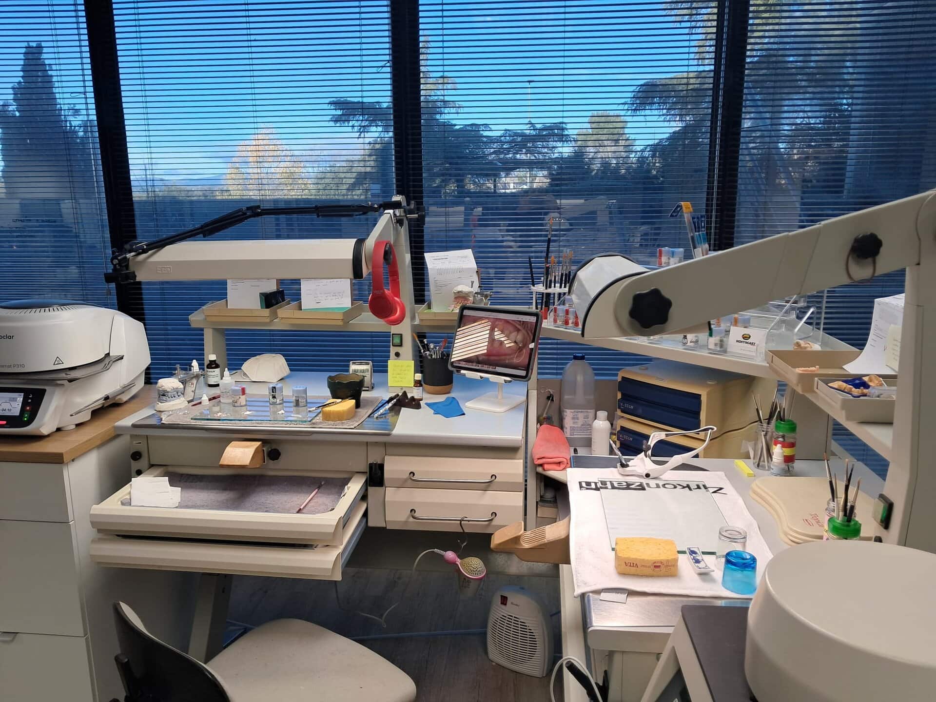 99a10bdb-12b4-404e-a9de-540763cbd905